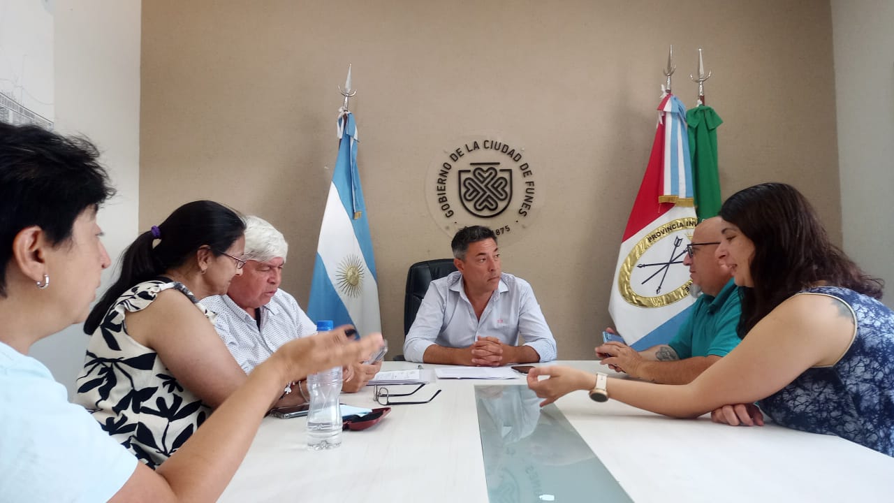 Un gran paso: la Muni recibió a vecinos de Funes City afectados por una cooperativa de viviendas